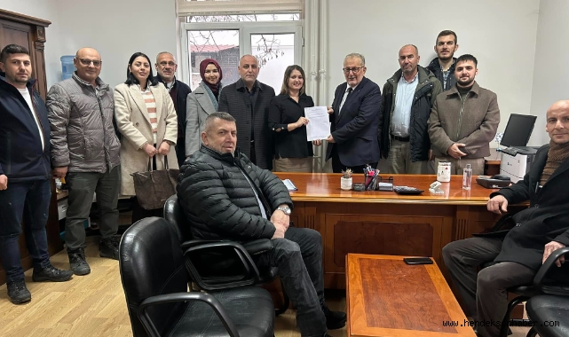 AK Parti Hendek'de Görev Dağılımı Netleşiyor !