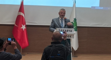 Ayhan Güler Siyasete Ara Vereceğim Dese’de Tıpkı Belediye Başkanı Gibi Çalışıyor 