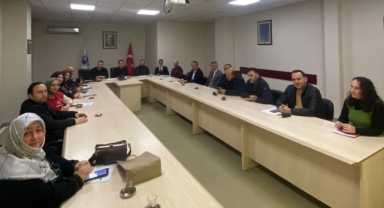 BAĞIMLILIKLA MÜCADELE ÇALIŞTAYINDA İLK TOPLANTI GERÇEKLEŞTİ