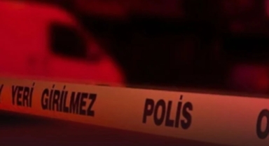 Hendek'te Ayrılmak İsteyen Eşini Bıçakla Yaraladı