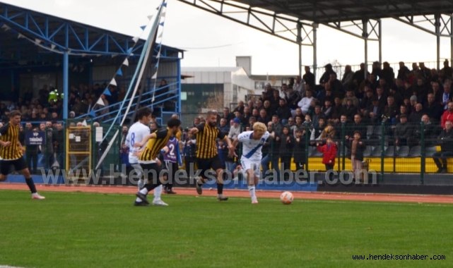 Hendekspor 4 Attı Zirve Yarışı Sürüyor!