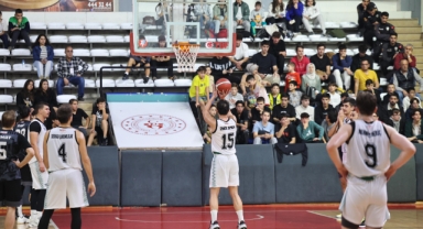 Sakarya Büyükşehir Basket sezonun ilk yarısını seyircisi önünde kapatıyor