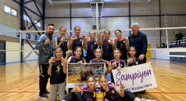Şampiyon Hendek Şehit Mahmutbey Ortaokulu 