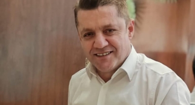 3 Çocuk Babası Maviş Kalbine Yenildi