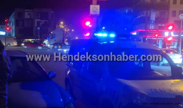 Hendek'te otomobilin çarptığı elektrikli bisiklettli  yaralandı