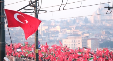 SAKARYA’DAN GALATA KÖPRÜSÜ’NE 3000 KİŞİ