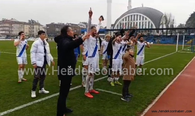 Galibiyet Üçlüsü Küçük Emir'den