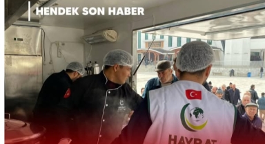 Hayrat İnsani Yardım Derneği’nden Cuma Namazı Sonrası Çorba İkramı