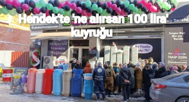 Hendek'te 'ne alırsan 100 lira' kuyruğu! 