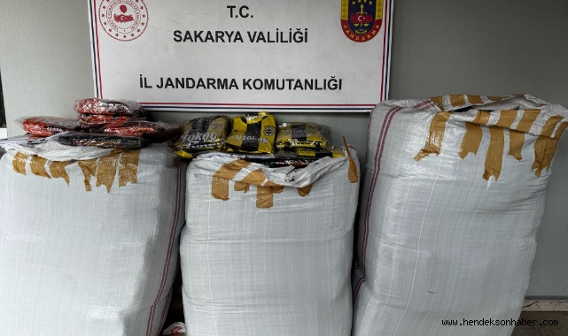 Jandarmadan kaçak forma operasyonu Binlerce Tişört Ele Geçirildi"