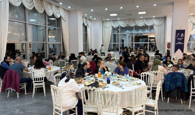 Anahtar Partililer iftar programında bir araya geldi!