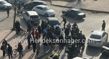 Hendek'te Otomobilin çarptığı motosikletli hastanelik Oldu