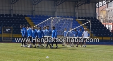 Hendekspor'a Kötü Haber O Futbolcu Sezonu Kapattı?