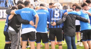 Hendekspor Futbol Takımı'ndan Bayram Mesajı
