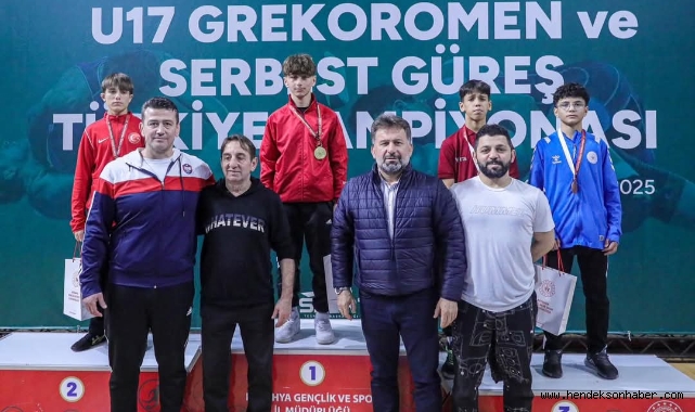 HENDEK OLİMPİK SPOR KULÜBÜ ŞAMPİYONLARLA DÖNDÜ