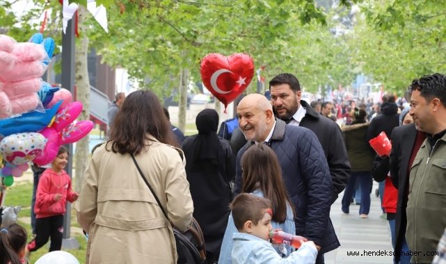 HENDEK’TE 23 NİSAN’A ÖZEL İLKLERLE DOLU ÇOCUK ŞENLİĞİ DÜZENLENDİ
