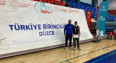 Grekoromen Güreş Türkiye Şampiyonasında  Furkan Kuş Türkiye 3.sü oldu