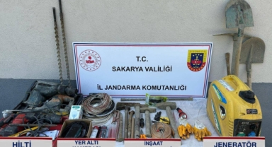 Komşu'da definecilere suçüstü baskın! 