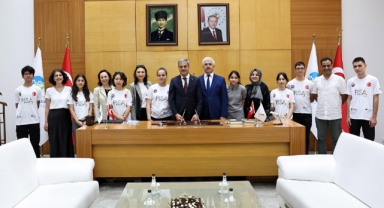 Başkan Alemdar, Figen Sakallıoğlu Anadolu Lisesi heyetini ağırladı