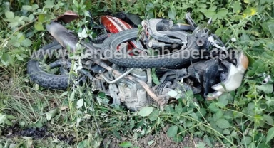 Hendek'te feci kaza motosiklet sürücüsü hayatını kaybetti