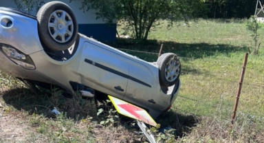 Hendek Kadifekale'de Otomobil Kazası: Yaralılar Var!