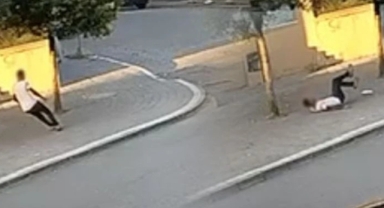 Hendek’te Yolda Yürürken Fenalaştı Hastaneye Kaldırıldı