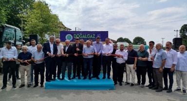 HENDEK'TE 9 MAHALLE DAHA DOĞALGAZ KONFORUNA KAVUŞUYOR