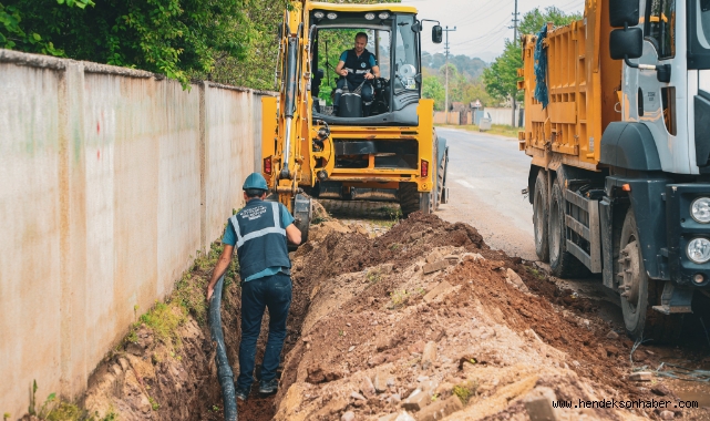 Hendek Uzunçarşı'da suyun basınç sorunu çözüldü