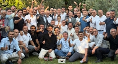 Yeniden Refah Partisi Hendek Teşkilatı, Genel Başkan Erbakan'ı Ziyaret Etti