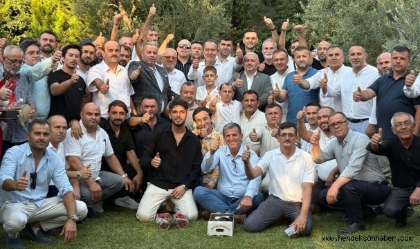 Yeniden Refah Partisi Hendek Teşkilatı, Genel Başkan Erbakan'ı Ziyaret Etti