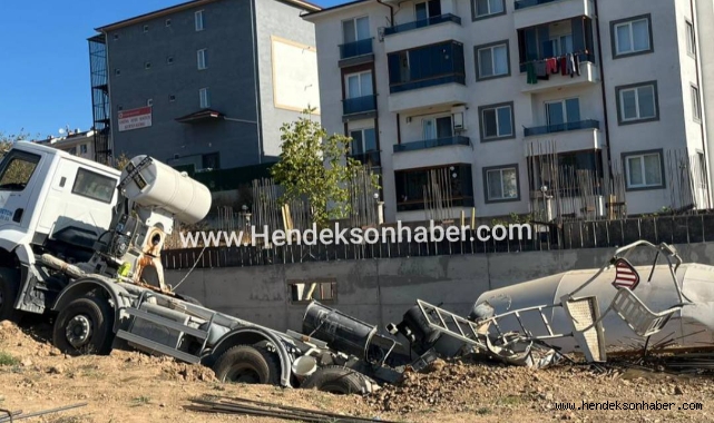 Hendek'te Beton Mikseri Devrildi: Can Kaybı Yok