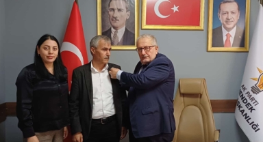 DOMİNO ETKİSİ YARATAN SİYASET HAMLESİ: MENDERES AYVAZ AK PARTİ'YE KATILDI!