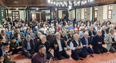​Hendek Büyük Camii'nde Kur'an Ziyafeti: Gönüller Huzur Buldu