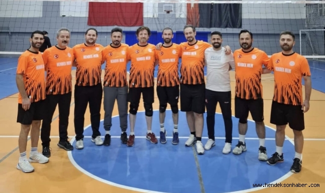 Hendek'in Voleybol Gururu: Şampiyonluk Kapısında!