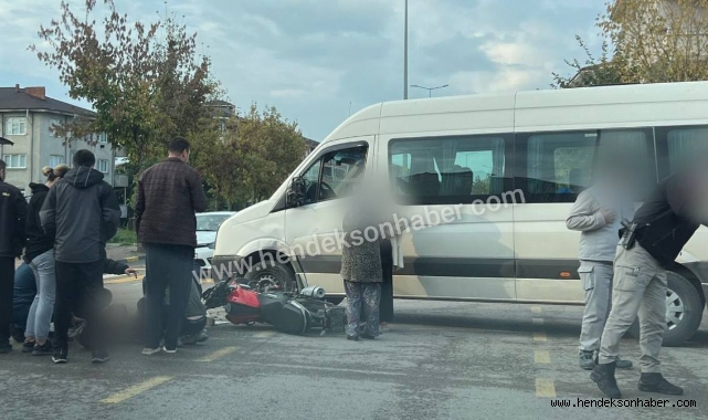 ​Hendek Servetiye Caddesi'nde Motosiklet Kazası.1 yaralı