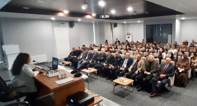 ​Hendek'te 'Koruyucu Aile Hizmet Modeli' Toplantısı Yapıldı