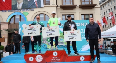 Hendekli Maratoncu Çelik'ten Ordu’da Büyük Başarı