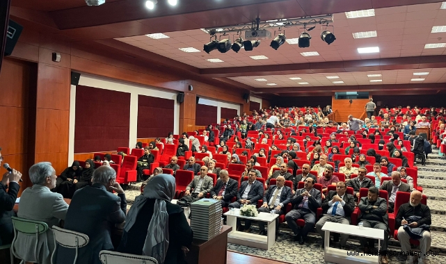 İSMAİL CERRAHOĞLU ANISINA VEFA VE ANMA GÜNÜ PANELİ DÜZENLENDİ