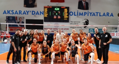 Sakaryanın Sultanları smaç ile başladı 1-3