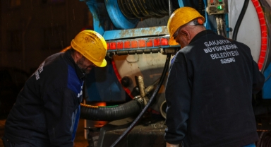 SASKİ, kuvvetli yağışa karşı tüm imkanları ile sabaha kadar sahadaydı
