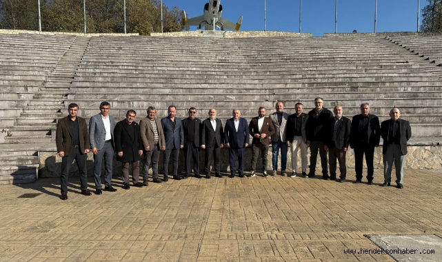 Bayraktepe'de Doğalgaz Zirvesi: Milletvekili İnci  ve Başkan Püsküllü Muhtarlarla Buluştu