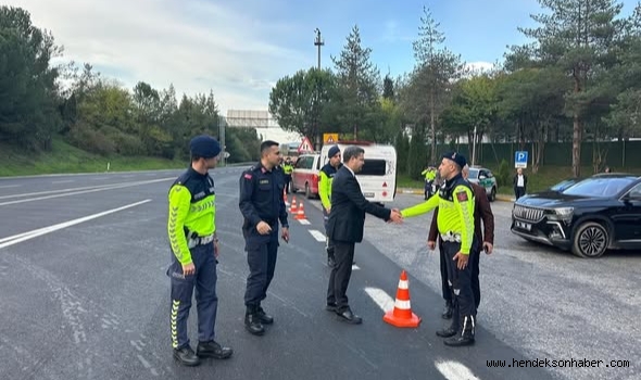 Kaymakam Gökpınar ve Başkan Püsküllü'den Otoyol Uygulama Noktasına Ziyaret
