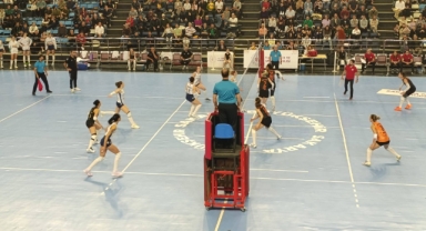 ​KRALİÇELER 10'DA 10! Zirvede Fark Açıldı: Süper Lig Yolunda Dev Adım.