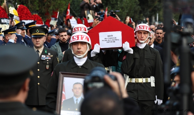 ​Sakarya Şehidini Uğurladı: Astsubay Karakuş Gözyaşlarıyla Son Yolculuğuna Uğurlandı