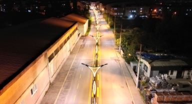 Yıldırım Bayezid Caddesi Işık Saçıyor: Hendek'te Modernleşme Hızı Kesmiyor!