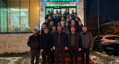 GÖNÜLDEN YÜRÜYEN BİR GENÇLİK