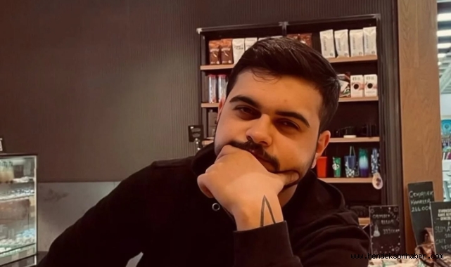 "Hayalleri Yarım Kaldı.Hendek  Feci Kazada Yitirdiği Evladı Sezgin Alaylı'yı Toprağa Veriyor"