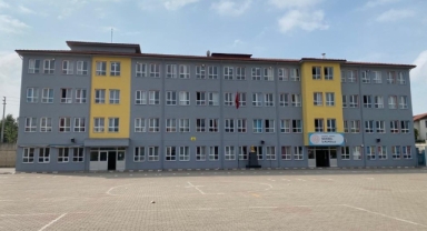 Hendek ​Noksel İlkokulu'nda Kızılay'la Büyük Dayanışma