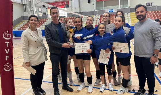 VOLEYBOLDA ZAFERİN ADI: ATİKEHANIM!