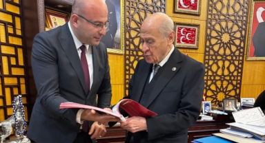 Başkan Oğuz Alkaş Saha Raporunu MHP Liderine Sundu